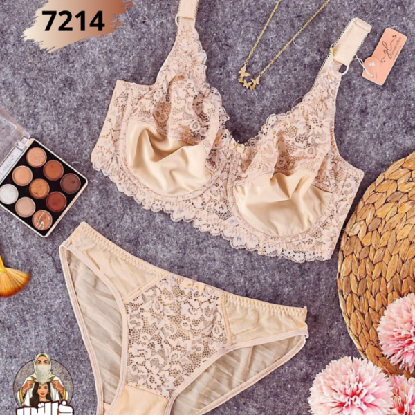 طقم لانجري دانتيل أبيض للعروس