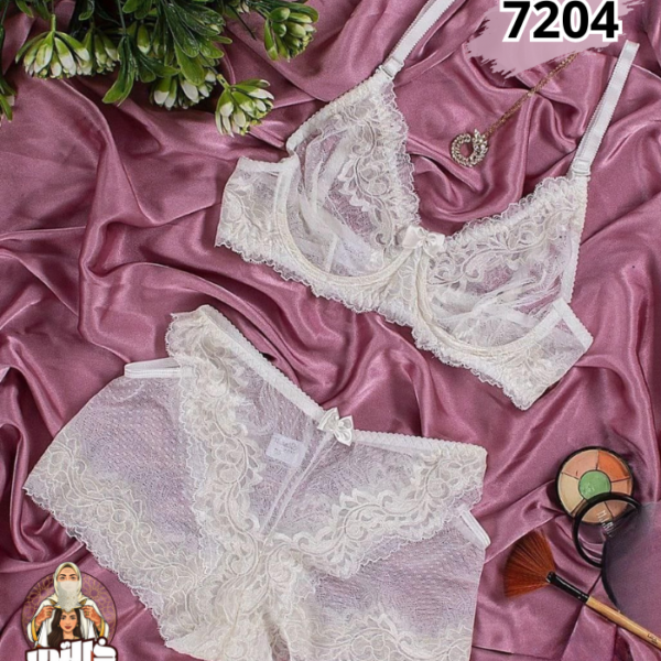 Ensemble bride lingerie blanche dentelle raffinée Algérie
