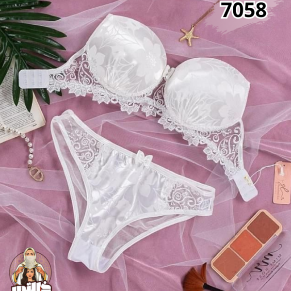 Ensemble nuptial dos nu dentelle blanche Algérie