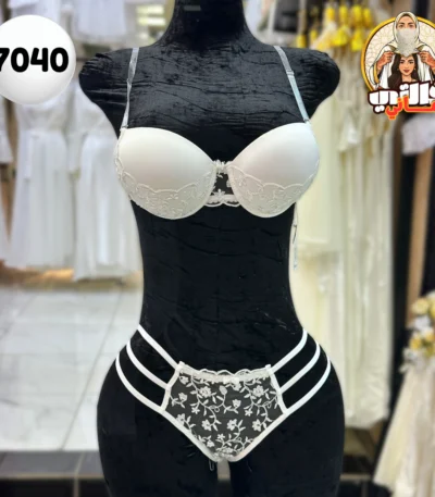 Ensemble de lingerie blanc élégant للعروس عروس